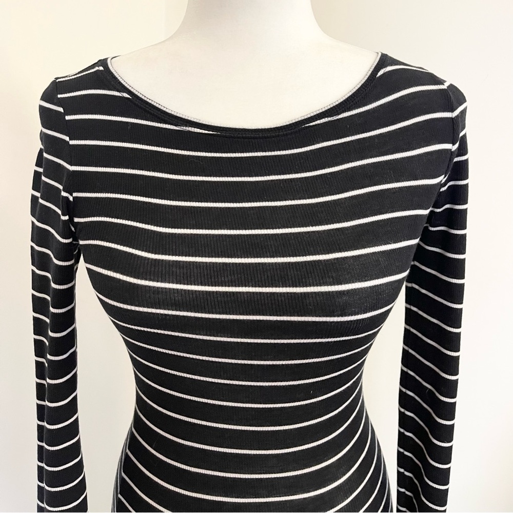 Versatile Bcbgmaxazria Ribbed Lightweight Bodycon… - image 3